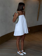 Serendipity – Kurzes Camisole-Kleid mit Kordelzug und Taschen