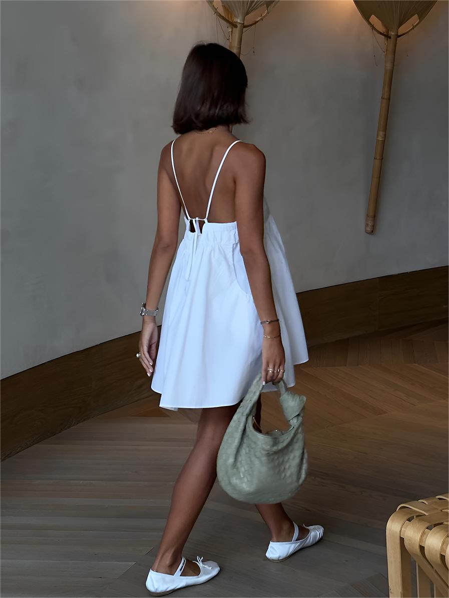 Serendipity – Kurzes Camisole-Kleid mit Kordelzug und Taschen