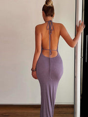Einfarbiges, langes, schmales Kleid mit Knoten