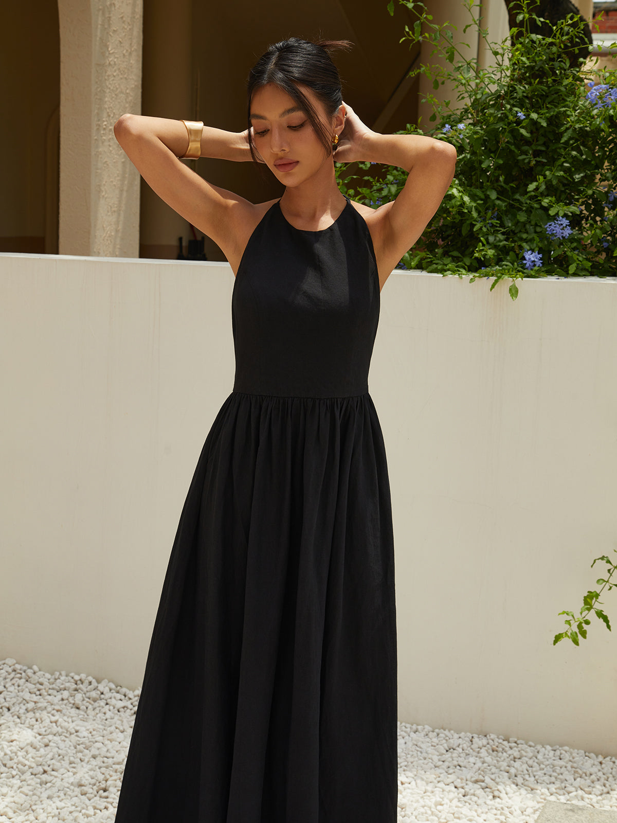 Solides langes Neckholderkleid