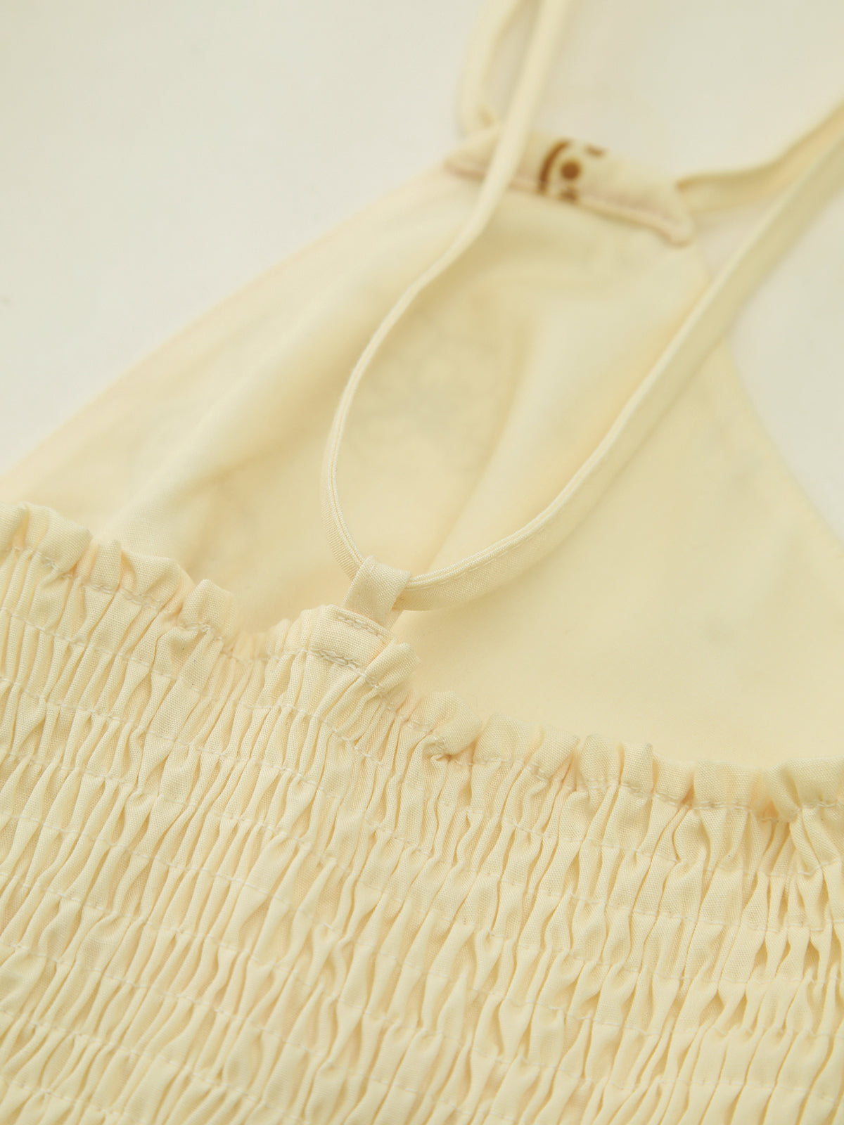 Langes Kleid mit Blumenmuster, V-Ausschnitt und Camisole-Knoten