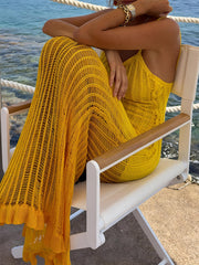 Gestricktes Rüschen-Midikleid mit durchbrochenen Einsätzen
