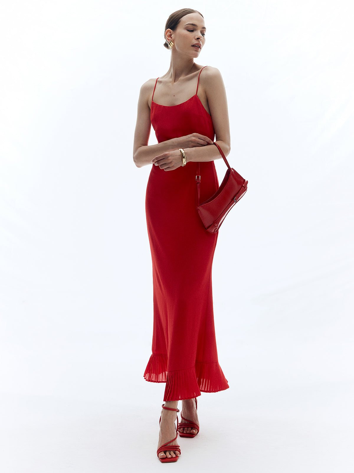 Rückenfreies, ärmelloses, einfarbiges, langes Kleid