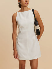 Ärmelloses kurzes Kleid