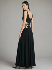 Ärmelloses Kleid mit einfarbigem Cut-out