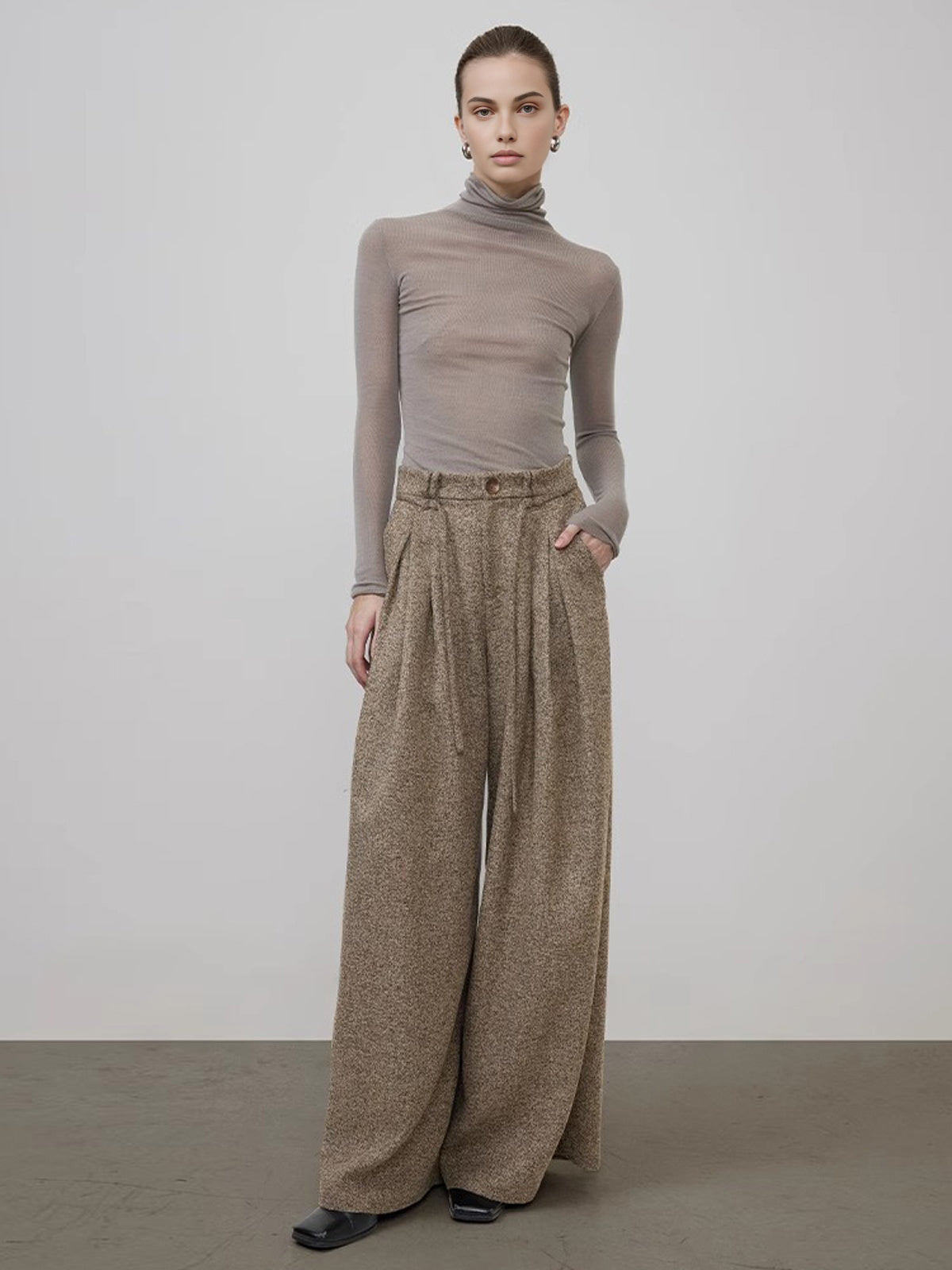 Mid-Waist Tweed Pleated Wide-Leg Pants