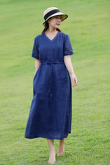 Blaues Ramie-Kleid 