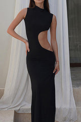 Schwarzes Tank-Kleid mit Stehkragen und Cut-Outs