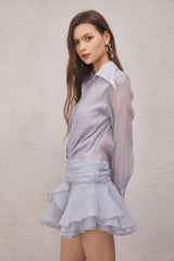 Brinley – Gerüschtes Minikleid in Hellblau