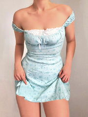 Trendy kurzes Tanktop mit Spitzeneinsätzen und Blumenmuster