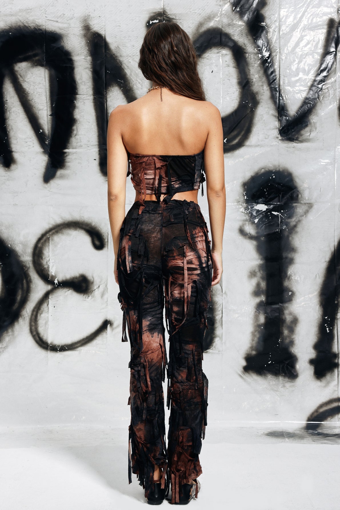 Carrington Tie Dye Fringe Pants Set In Brown