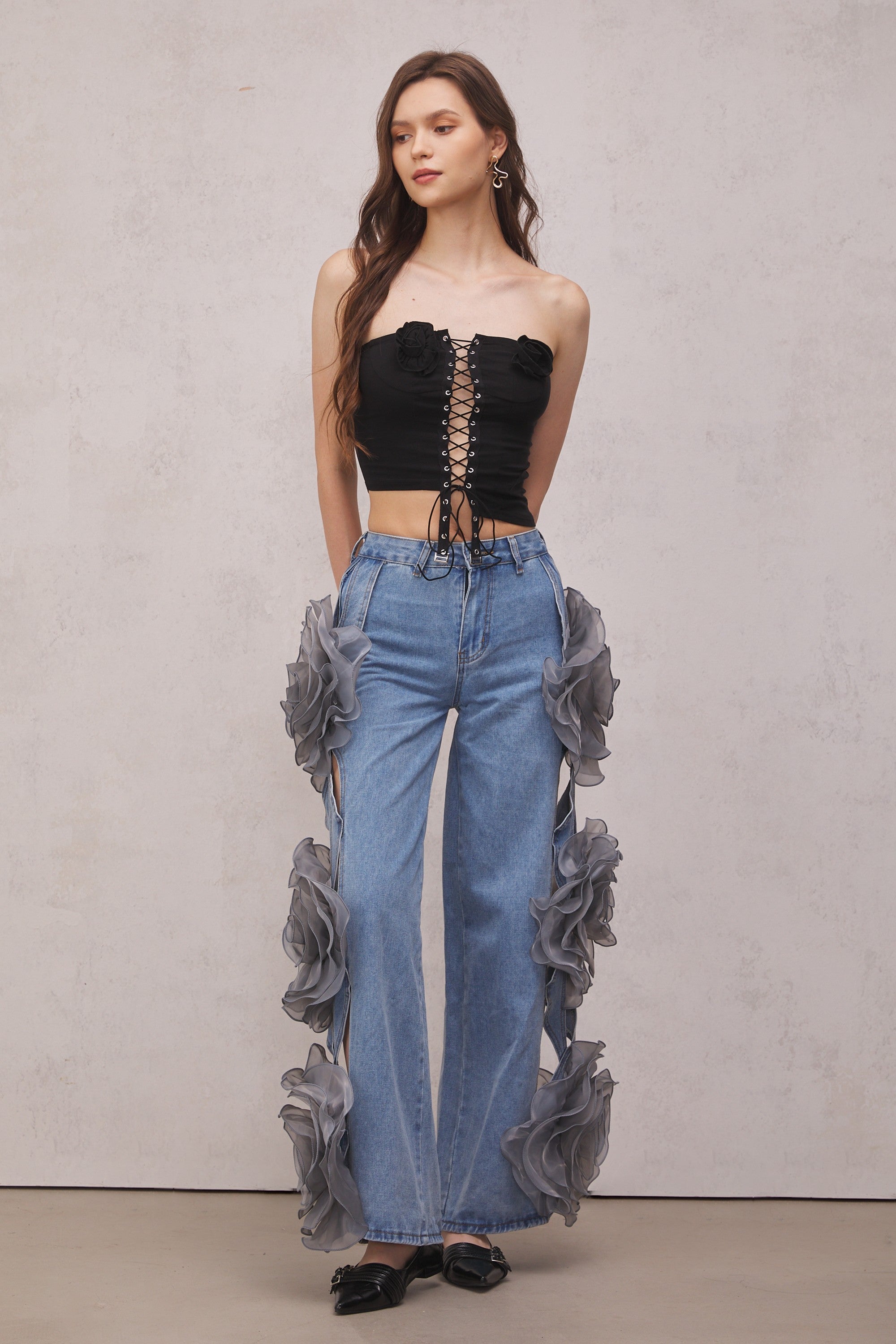 Dior Flower Hollow Jeans In Blue