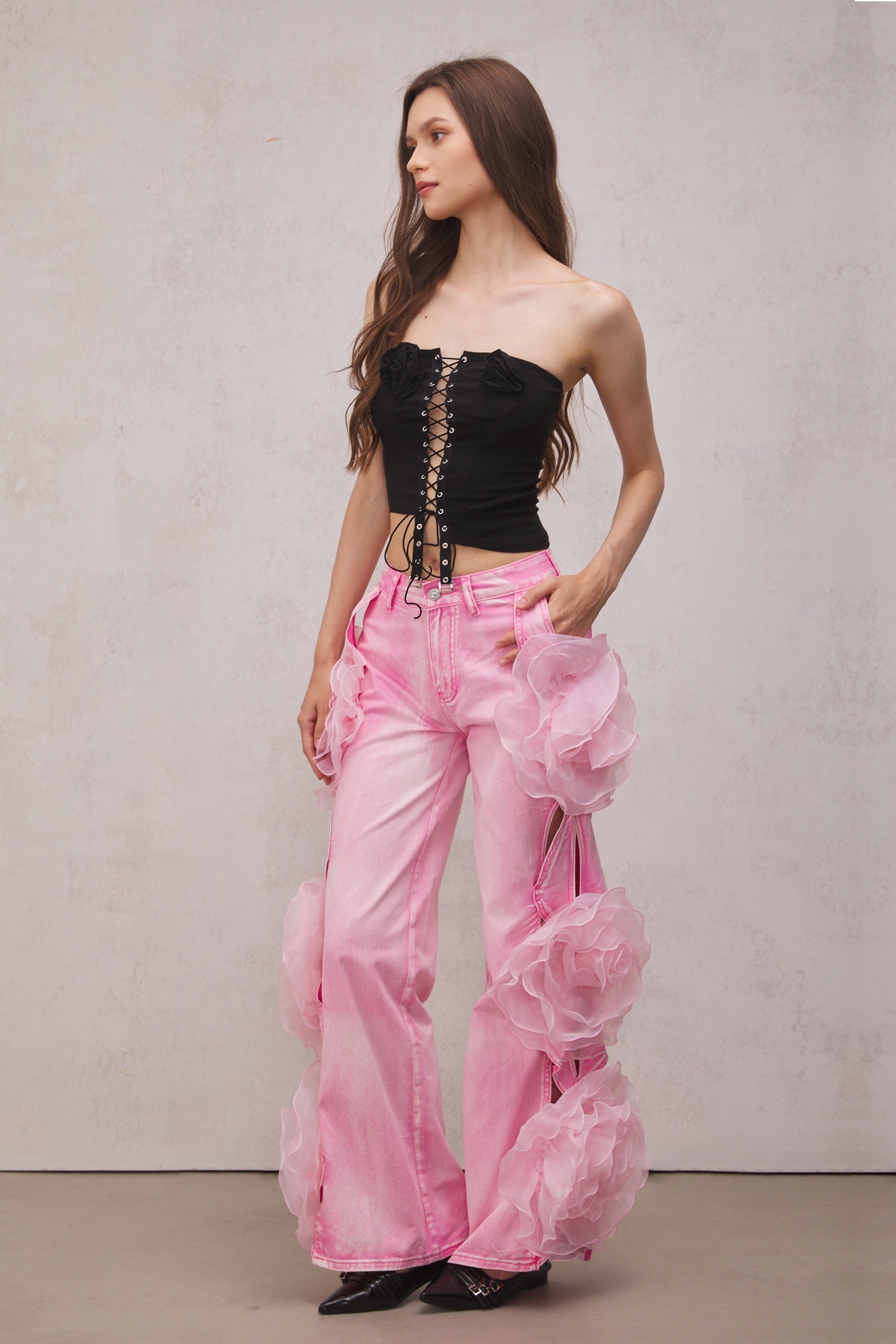 Dior Flower Hollow Jeans In Pink