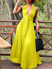 indiebeautie Halter Pleated Maxi Dress