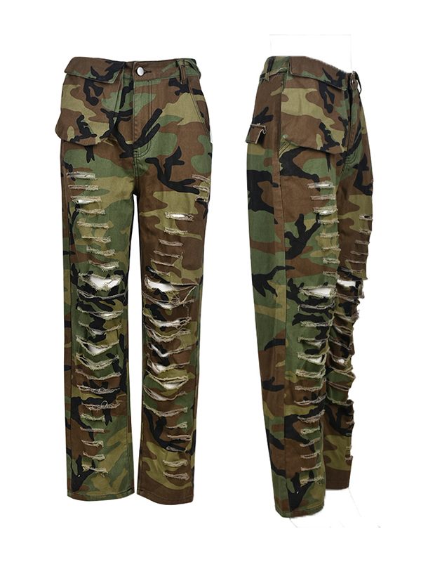 indiebeautie – Zerrissene Hose mit Camouflage-Muster