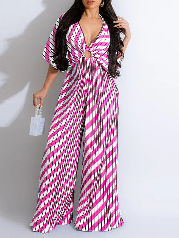 Indiebeautie Printed V-Neck Pleated Wide-Leg Jumpsuit