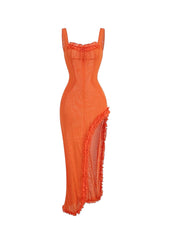 Maxikleid mit Schlitz und Rüschen