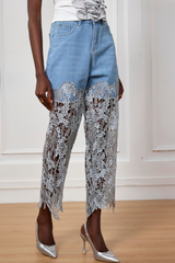 Judith Embroided Cutout Flower Jeans