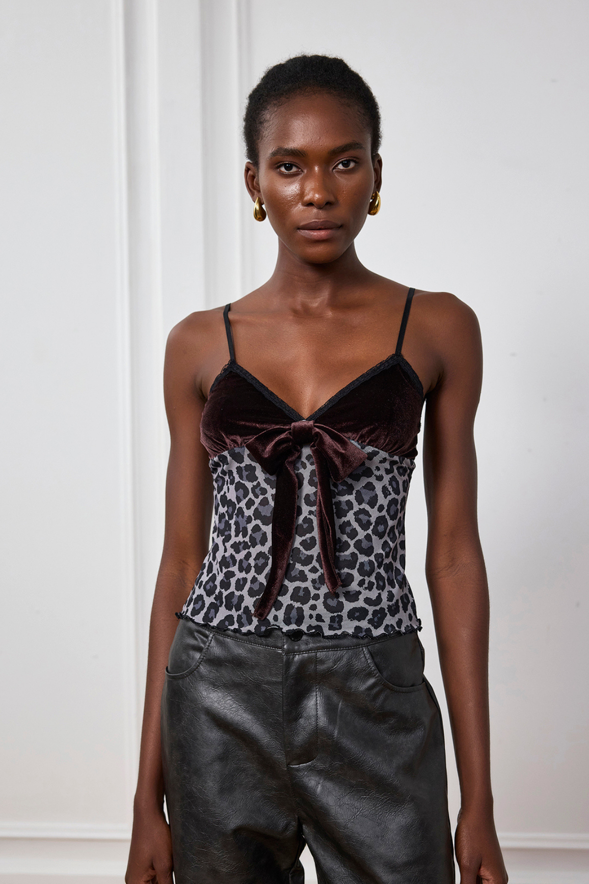 Kahlani Leoparden-Mesh-Spaghetti-Top