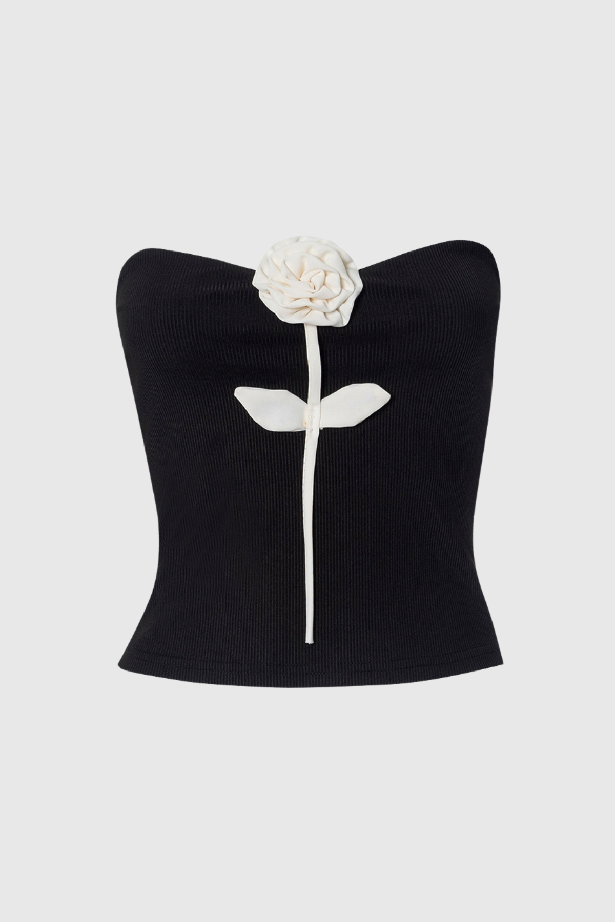 Kamryn Flower – Figurbetontes, trägerloses Top
