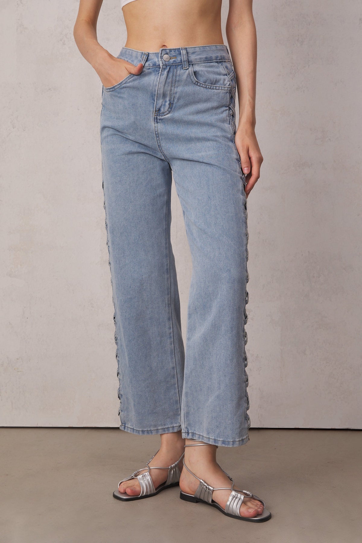 Kendra Cross Hollow Straight Jeans