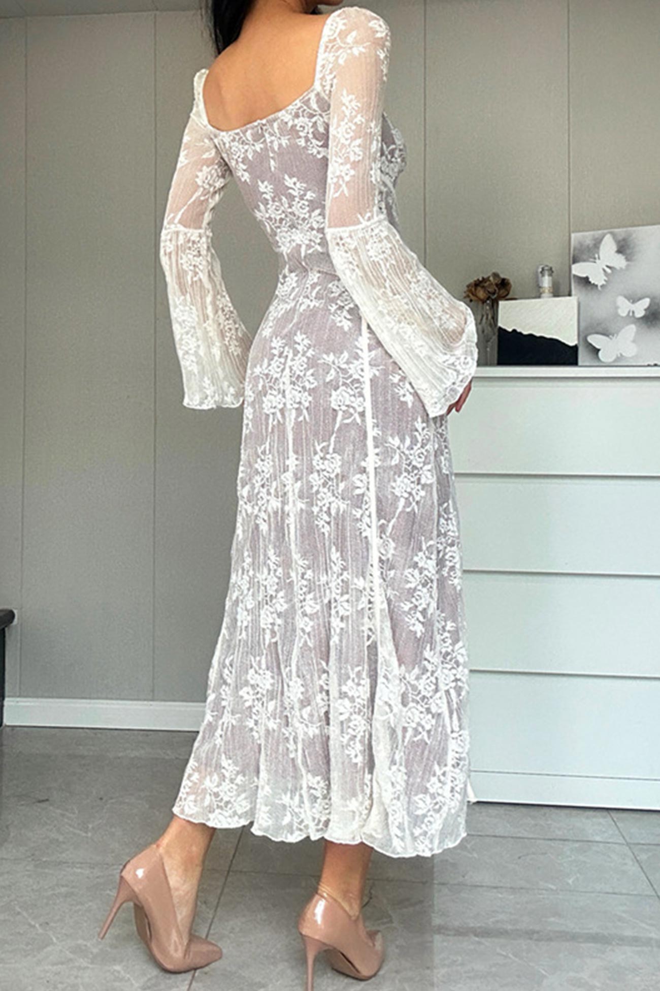 Lace Tie-up Flares Sleeve Midi Dress