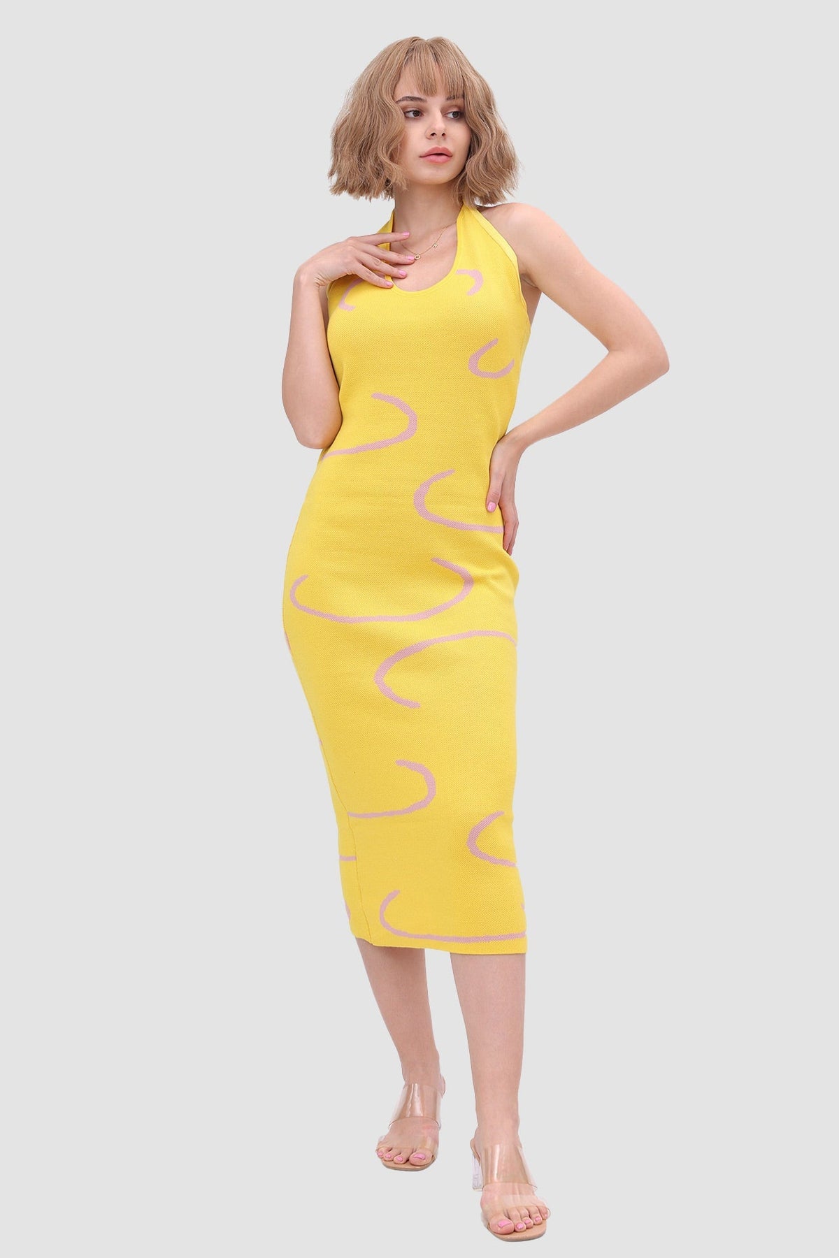 Rückenfreies Neckholder-Kleid aus Strick