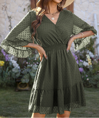 new V-neck solid color polka-dot chiffon dress