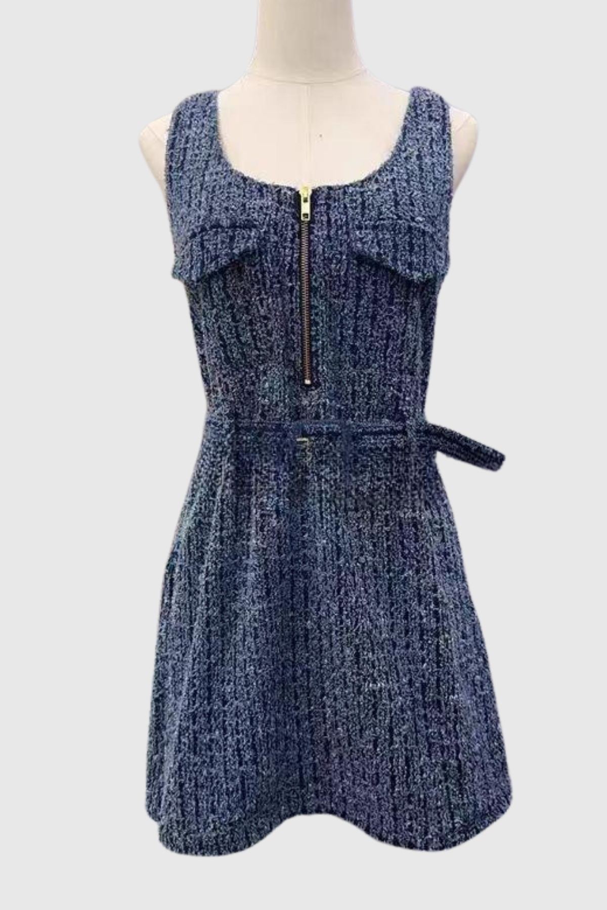 Ärmelloses Minikleid Rayne mit Reißverschluss und Schnalle