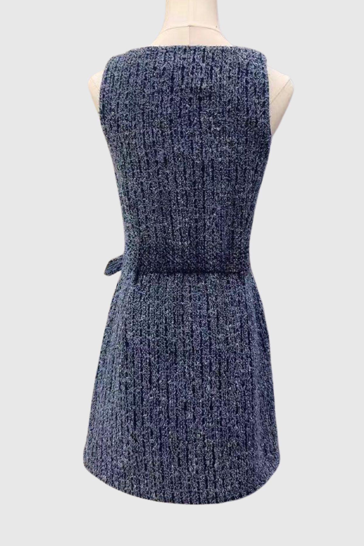Ärmelloses Minikleid Rayne mit Reißverschluss und Schnalle