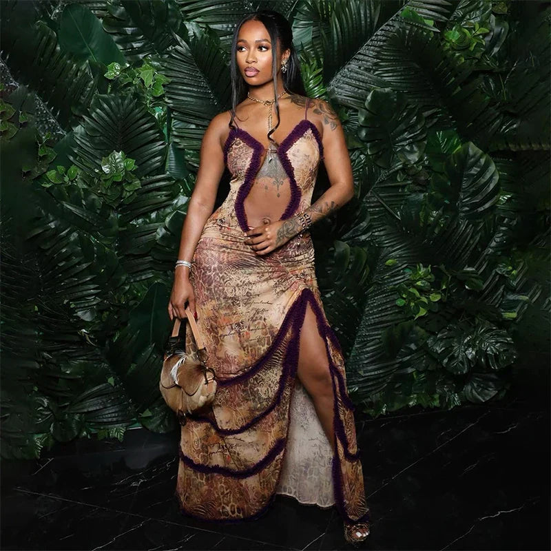 Maxi-Wickelkleid mit tiefem Ausschnitt