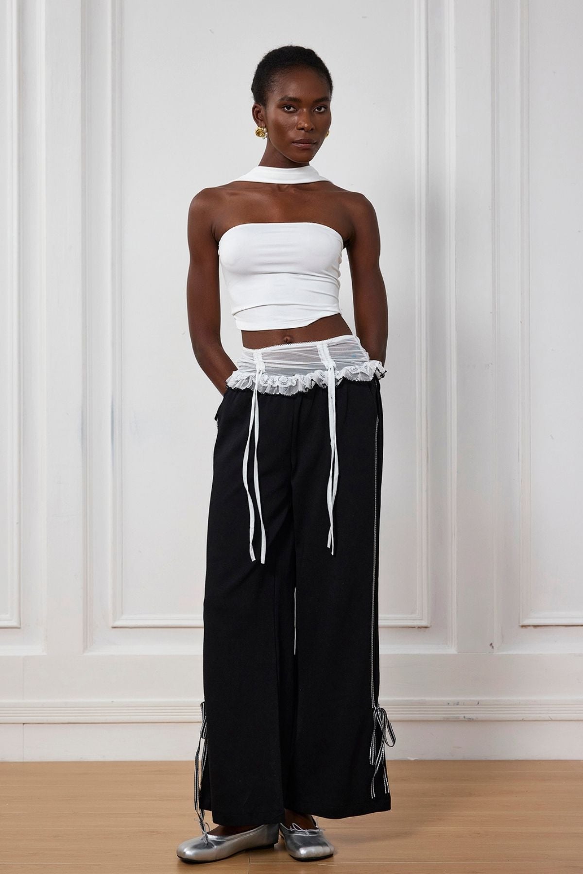 Sariah Spitzenhose mit Schleife