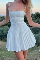 Camisole-Kleid mit Korsett und Plissee