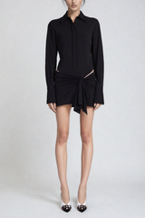 Vaughn – Tief ausgeschnittenes Minikleid mit Rüschen und Cut-outs in Schwarz