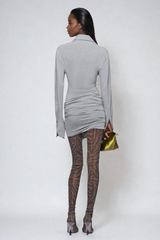 Vaughn – Tief ausgeschnittenes Minikleid mit Rüschen und Cut-outs in Grau