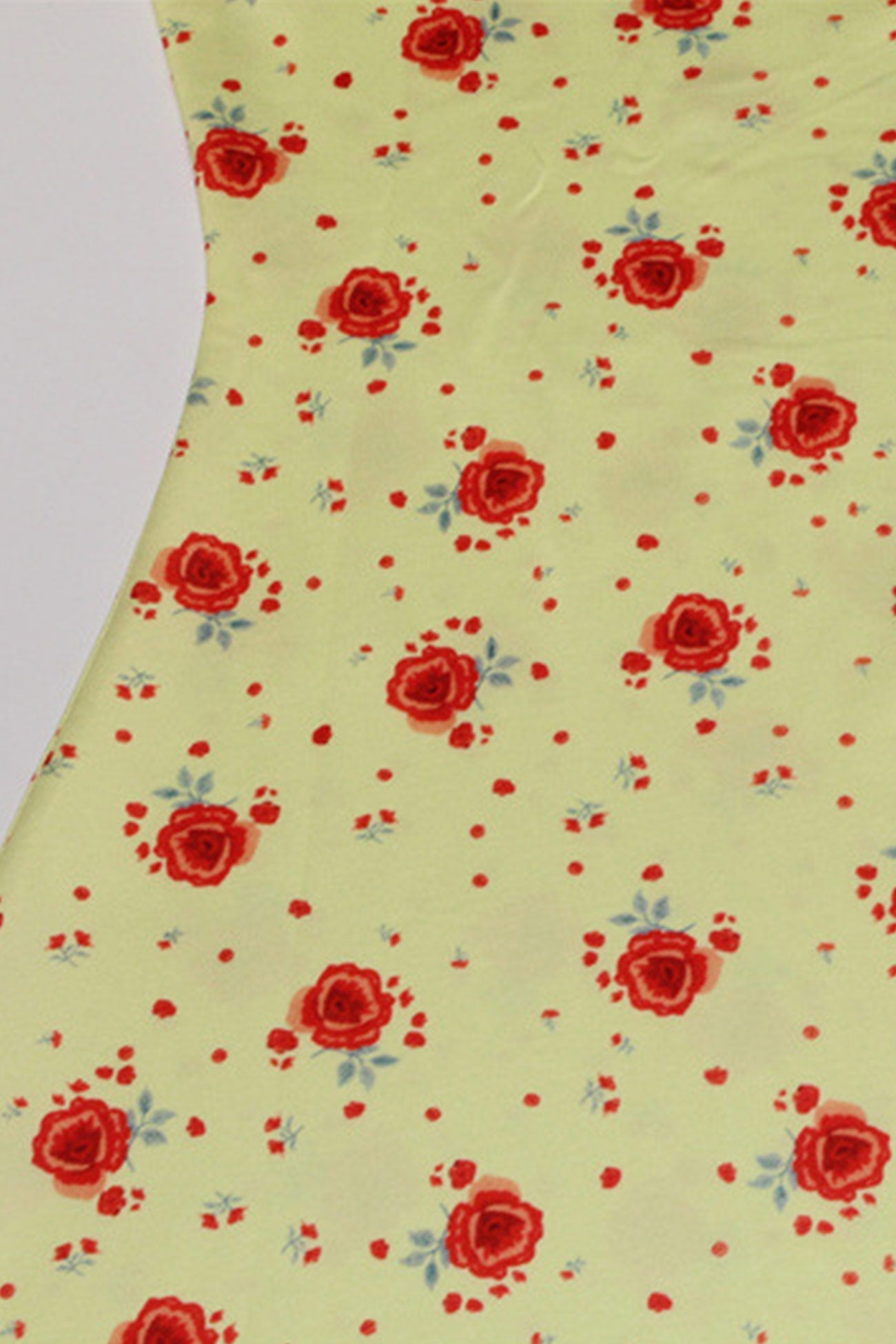 Gelbes Trägerkleid mit U-Ausschnitt und Blumenmuster