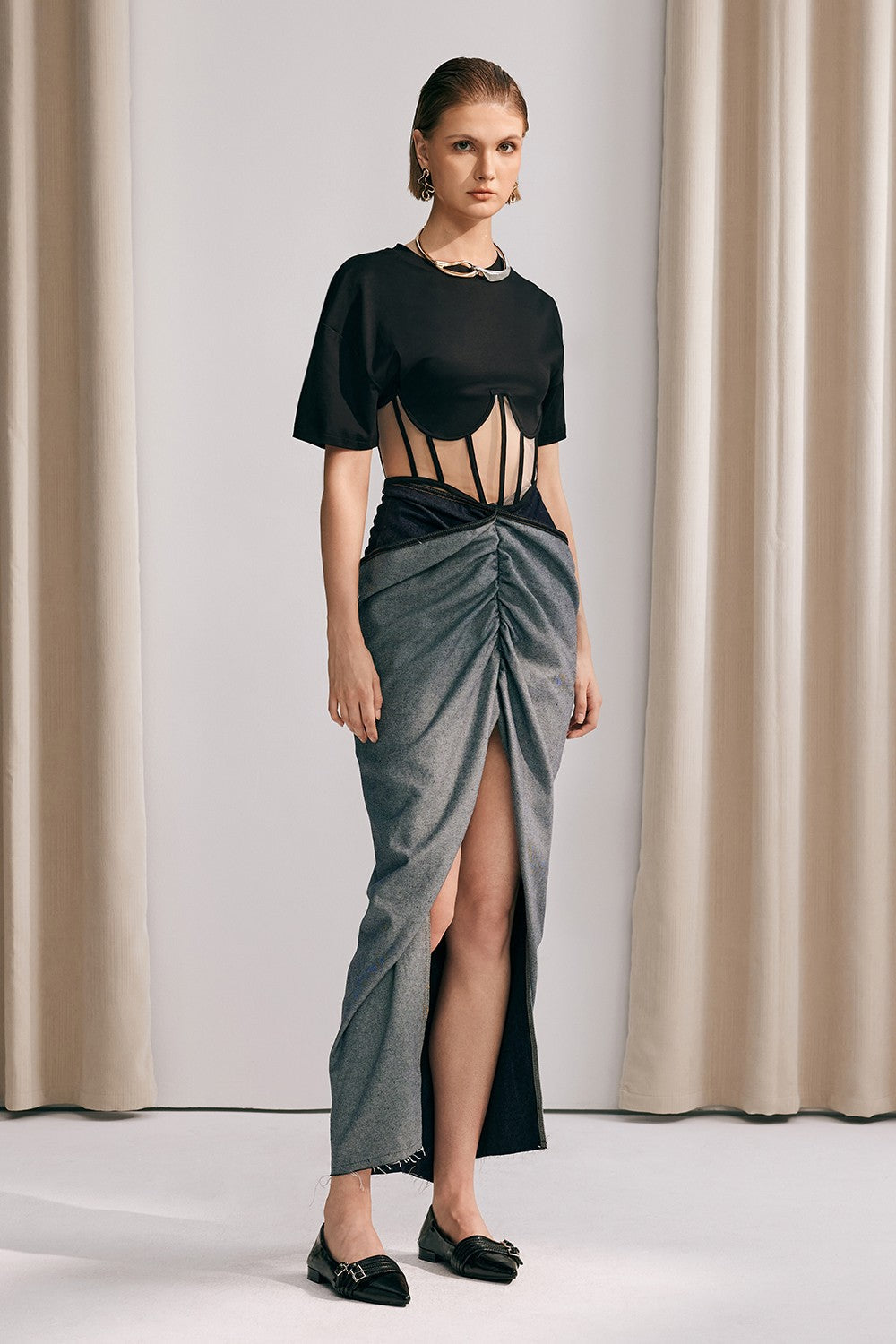 Zora Korsett-T-Shirt in Schwarz