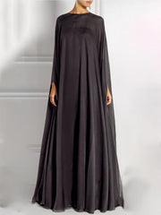Einfaches zweiteiliges klassisches Unterkleid + durchsichtiges Maxikleid mit Umhang außen 