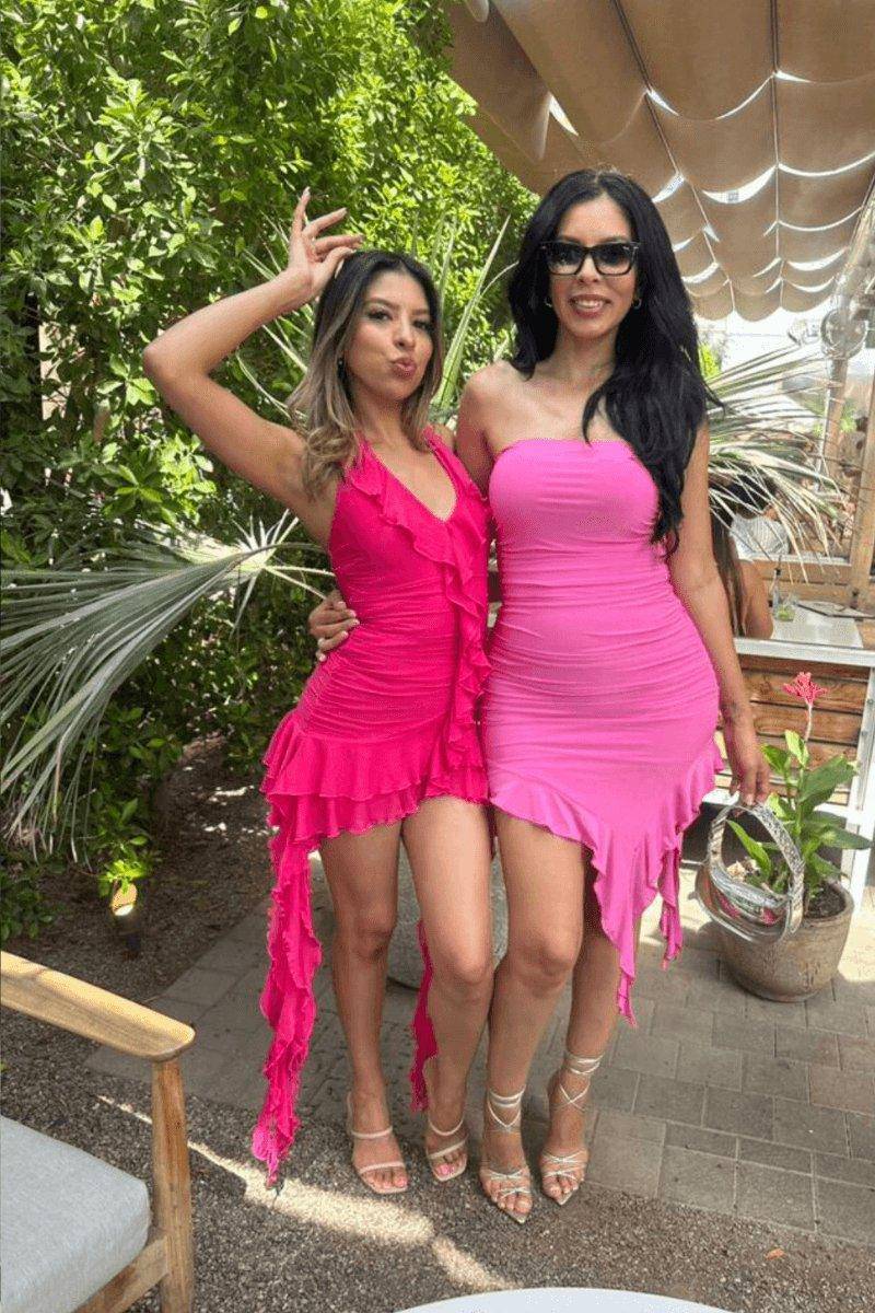 SEITLICH GERÄUCHERTES MINIKLEID