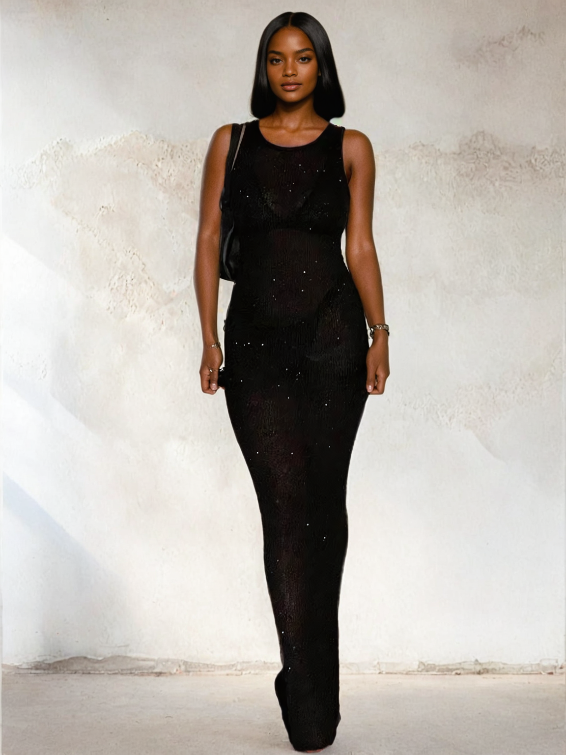 Durchsichtiges ärmelloses Maxikleid mit Pailletten