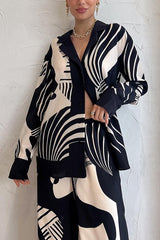 Weekend Escape Exclusive Print Contrast Trims Drape Blouse